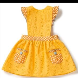 Pinafore dress